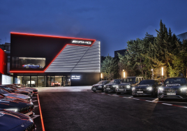 벤츠, 국내 최초 AMG 전용 센터 오픈…배우 이하늬 브랜드 앰버서더 선정 