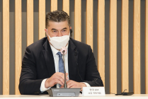 한국GM 카허 카젬 前 사장, '근로자 불법 파견' 집행 유예 선고